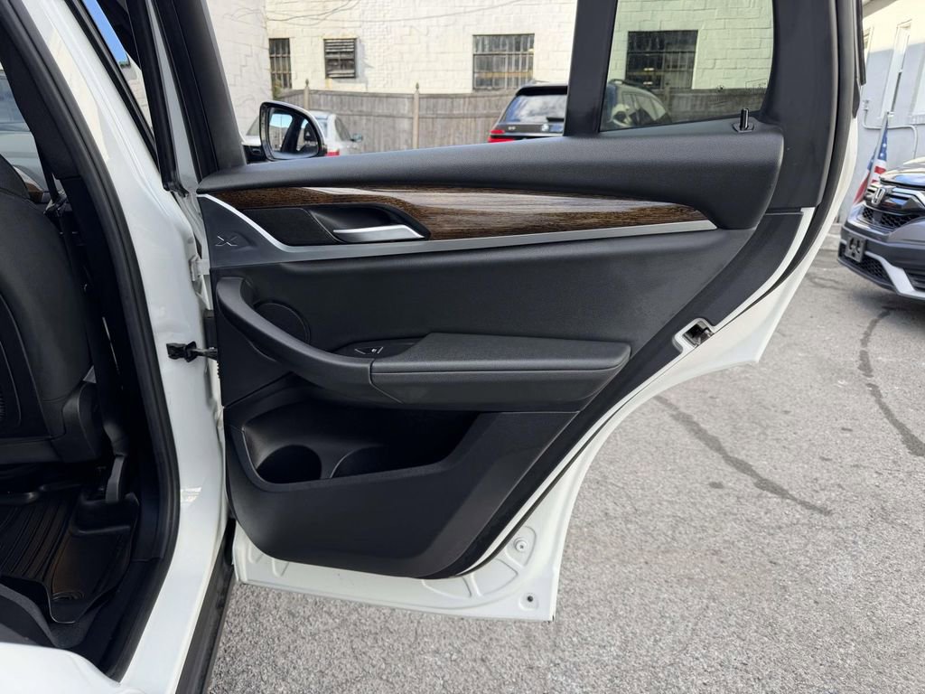 Used 2019 BMW X3 xDrive30i w/ Driving Assistance Package AWD/4WD image 14