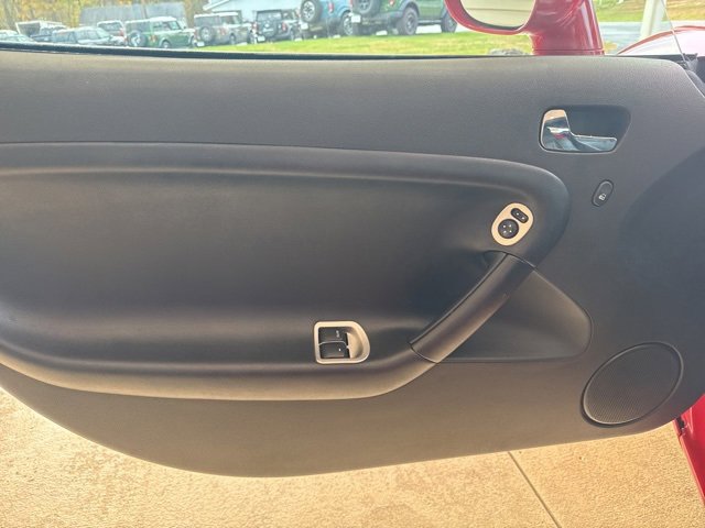 Used 2007 Pontiac Solstice Convertible w/ Premium Package image 14