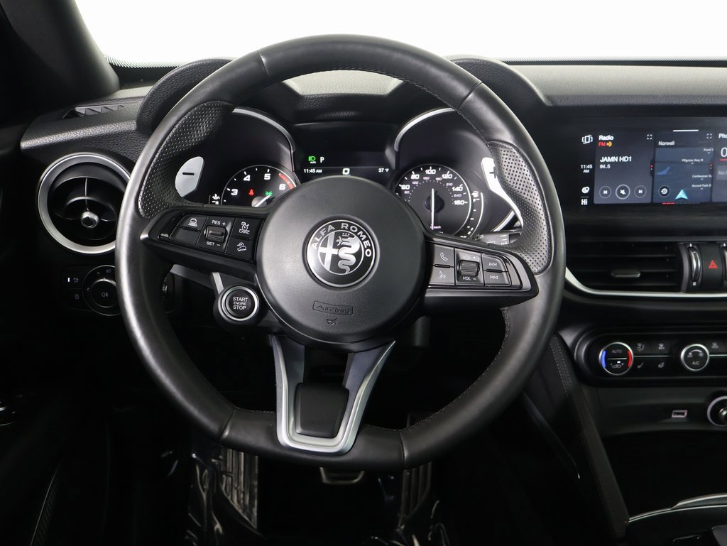 Used 2022 Alfa Romeo Stelvio Sprint image 30