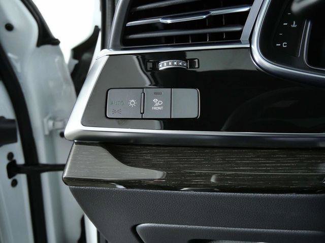 Used 2025 Audi Q7 2.0T Premium Plus w/ Premium Plus Package image 21