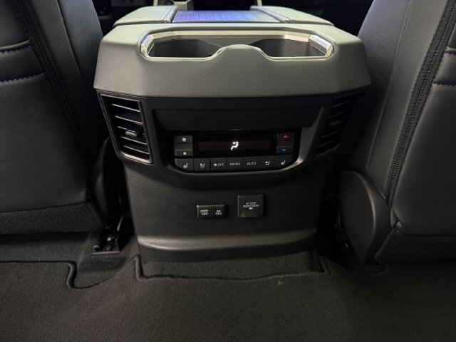New 2026 Toyota Sequoia Platinum AWD/4WD image 32