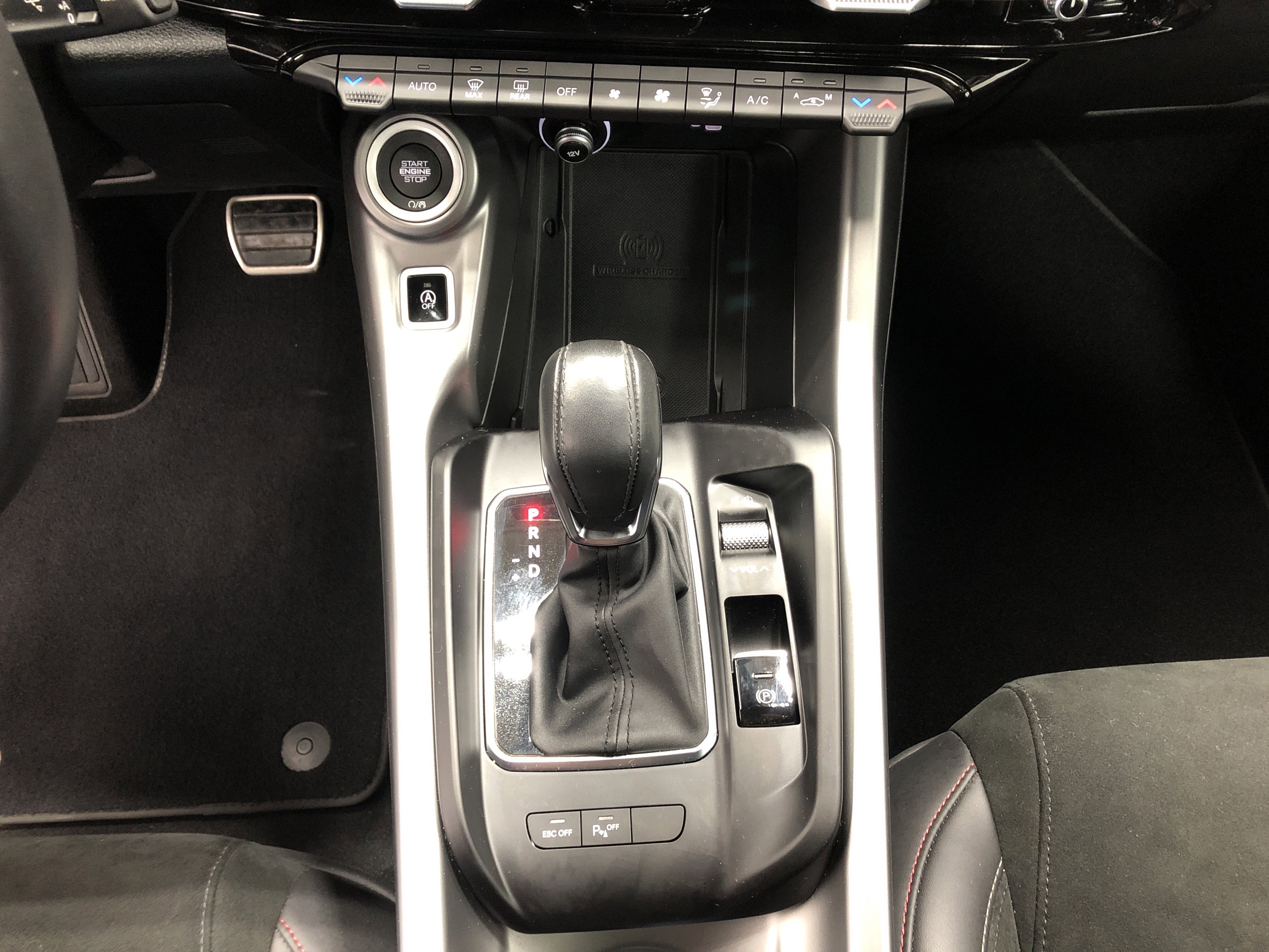 Used 2024 Dodge Hornet GT image 18