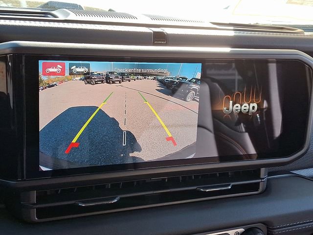 New 2026 Jeep Wrangler Unlimited Rubicon w/ Technology Group image 13