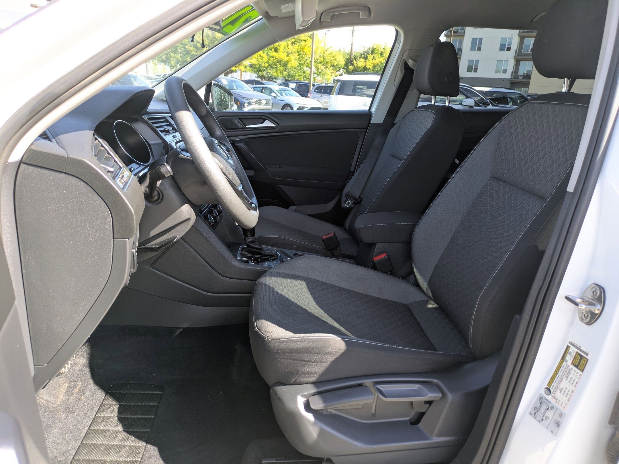 Used 2021 Volkswagen Tiguan S image 26