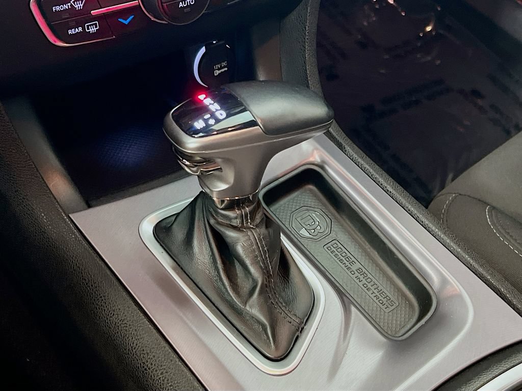 Used 2019 Dodge Charger Scat Pack w/ Dynamics Package RWD image 17