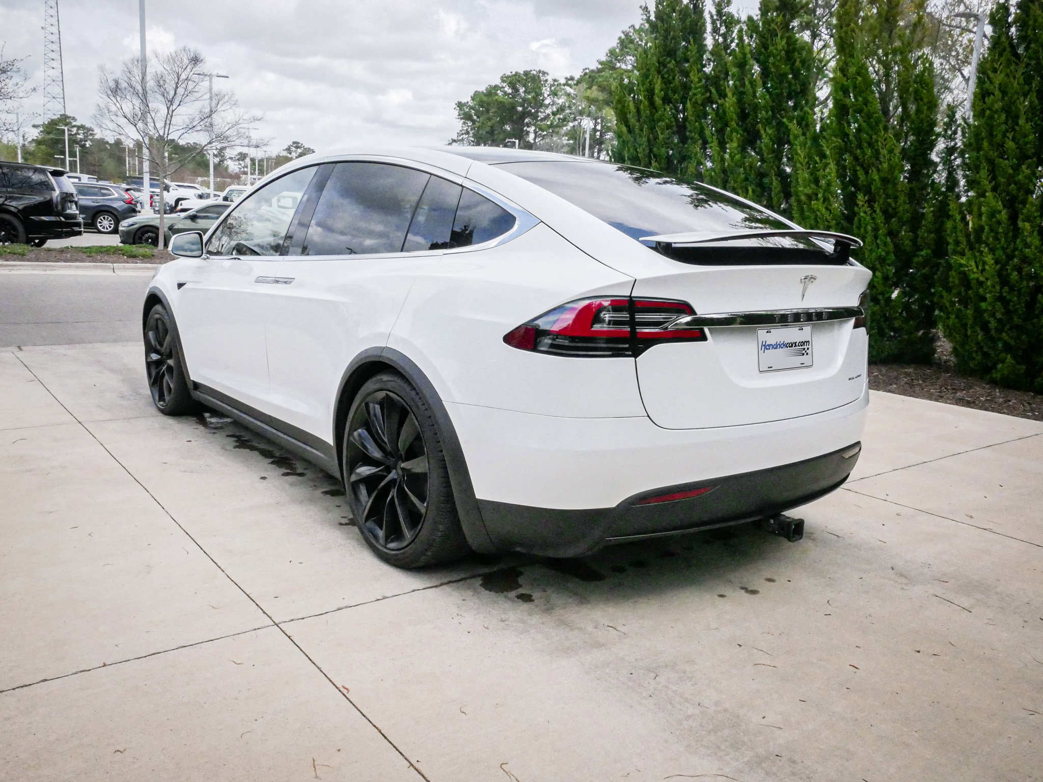 Used 2021 Tesla Model X Long Range image 9