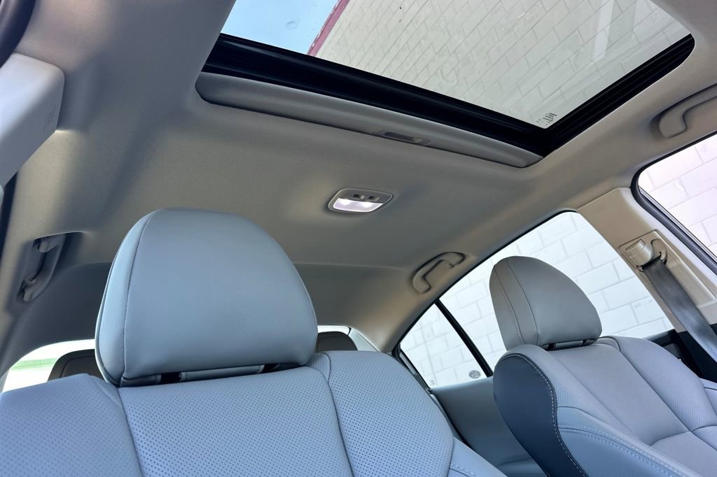 Used 2025 Subaru Legacy Limited image 16
