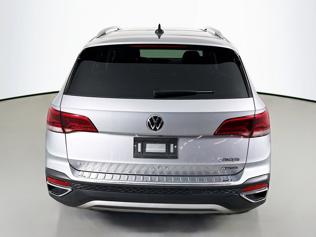 Used 2023 Volkswagen Taos SE AWD/4WD image 10