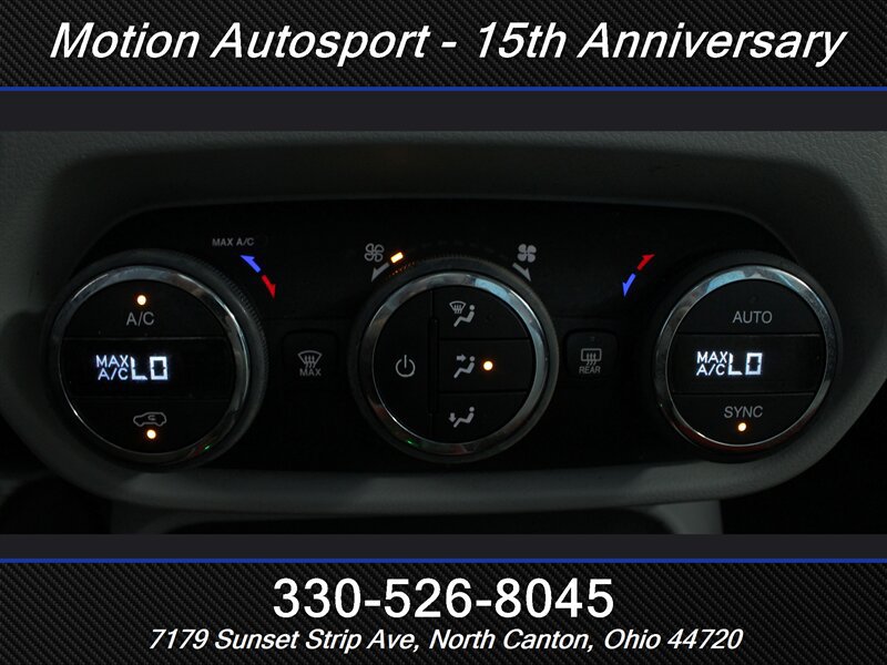 Used 2016 Jeep Renegade Limited FWD image 19