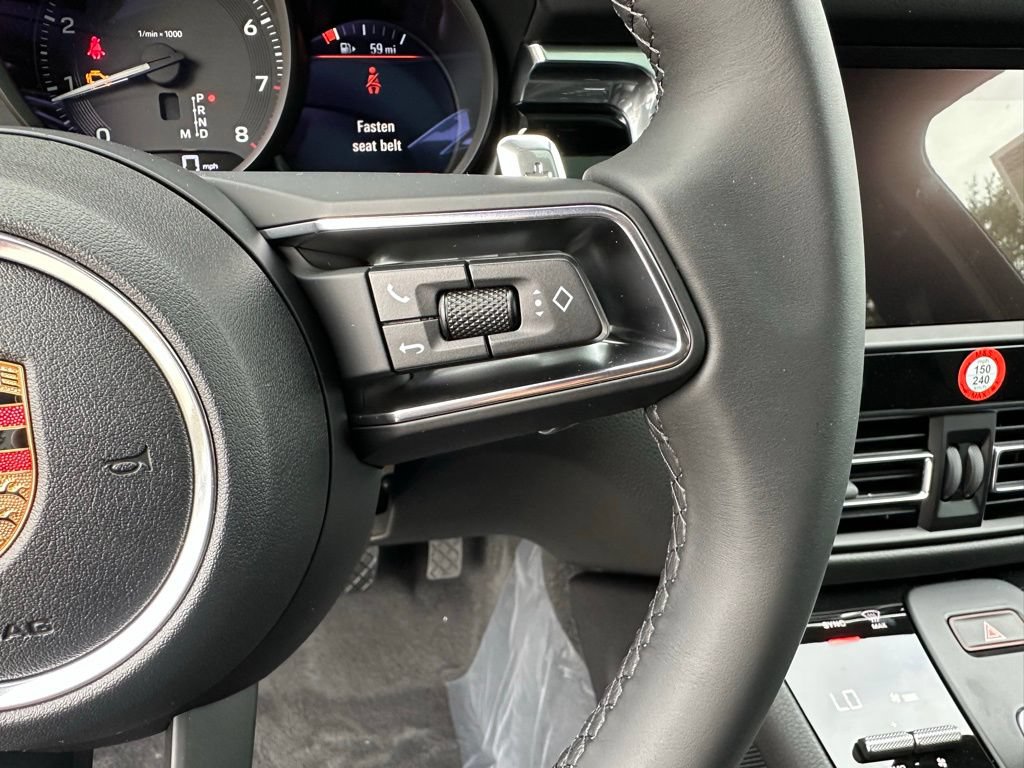 Certified 2026 Porsche Macan Turbo AWD/4WD image 17