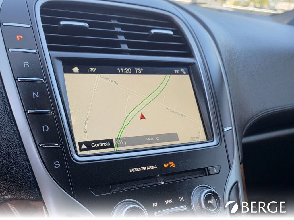 Used 2018 Lincoln MKX Reserve image 18