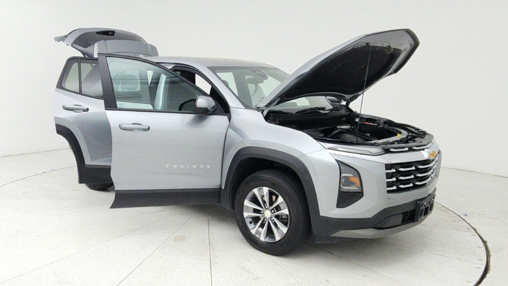 Certified 2025 Chevrolet Equinox LT AWD/4WD image 9