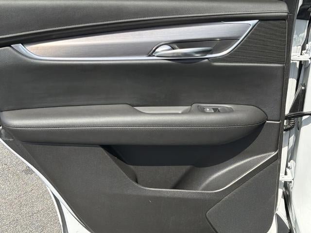 Used 2018 Cadillac XT5 Luxury w/ Driver Awareness Package FWD image 22