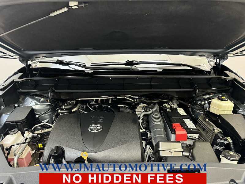 Used 2021 Toyota Highlander Platinum image 9