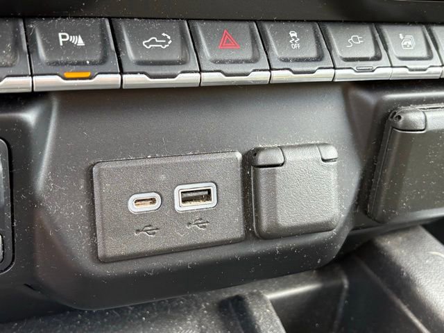 Used 2022 Chevrolet Silverado 1500 LTZ w/ Technology Package image 18