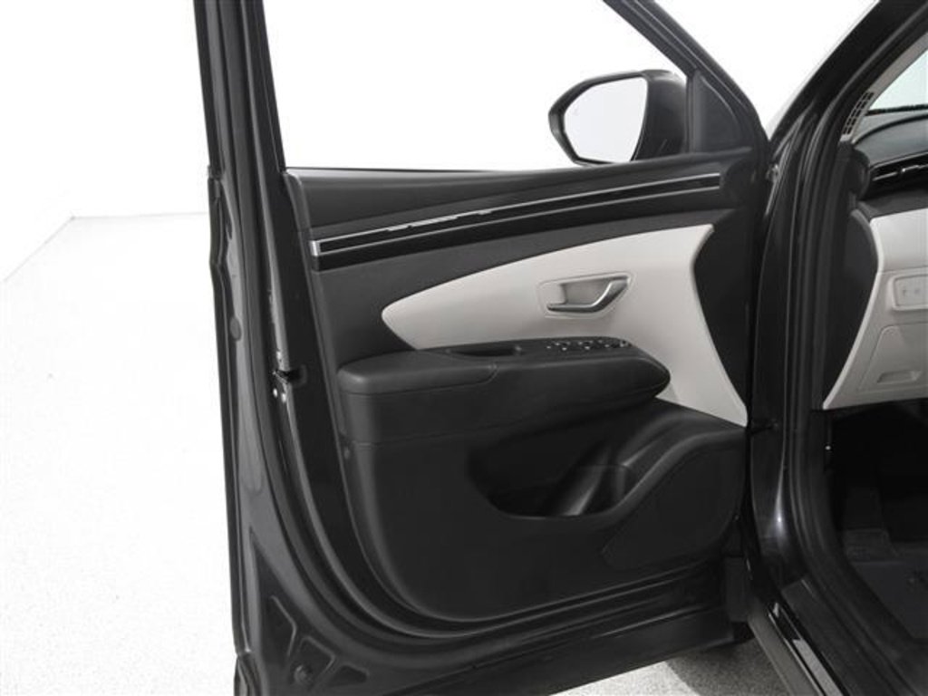 Used 2023 Hyundai Tucson SEL w/ Convenience Package image 4