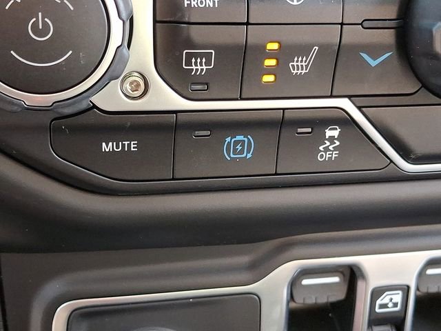 Used 2023 Jeep Wrangler Unlimited Sahara w/ Cold Weather Group image 28