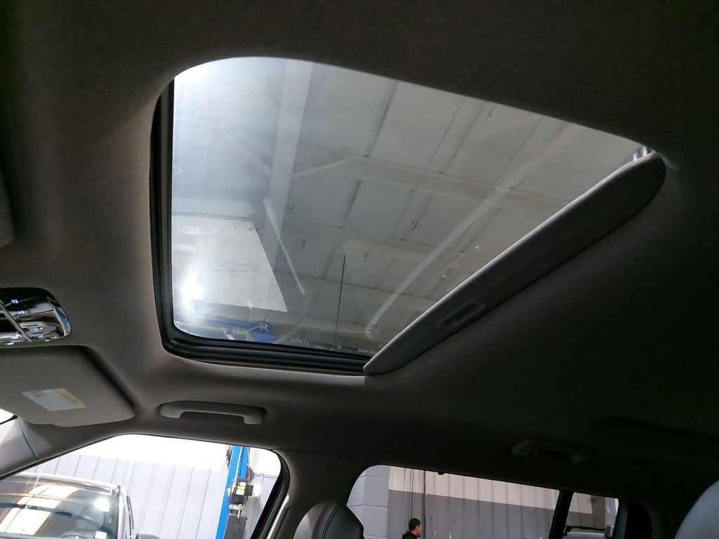 Used 2024 Hyundai Santa Fe Limited image 31