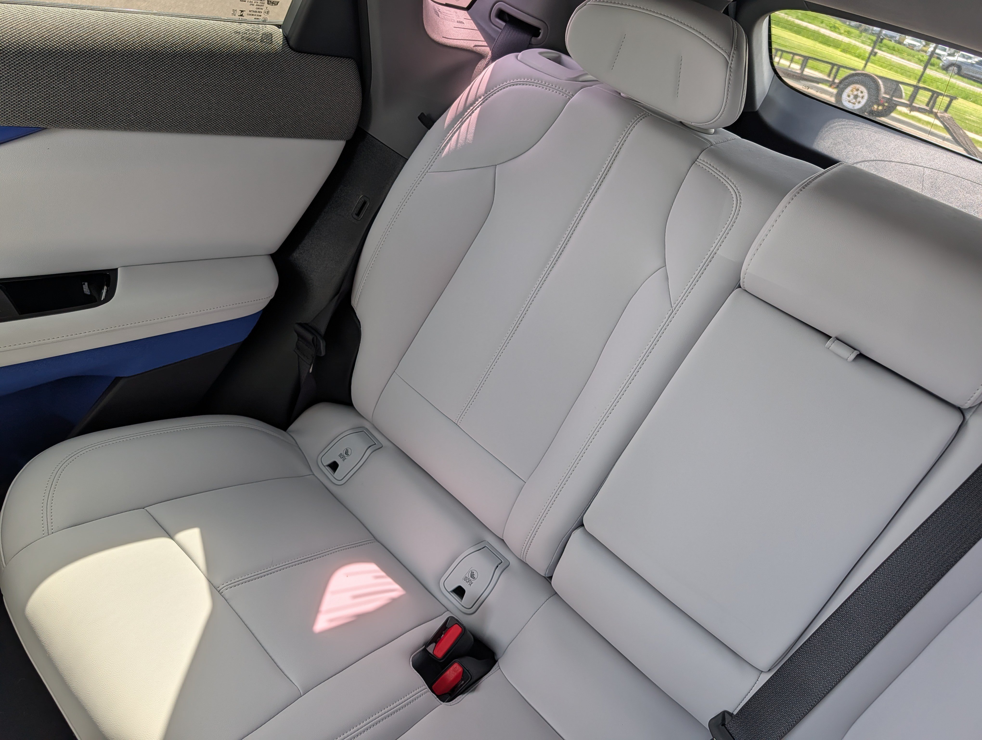 Used 2026 Cadillac Optiq Luxury 1 w/ LPO, Floor Liner Package AWD/4WD image 14