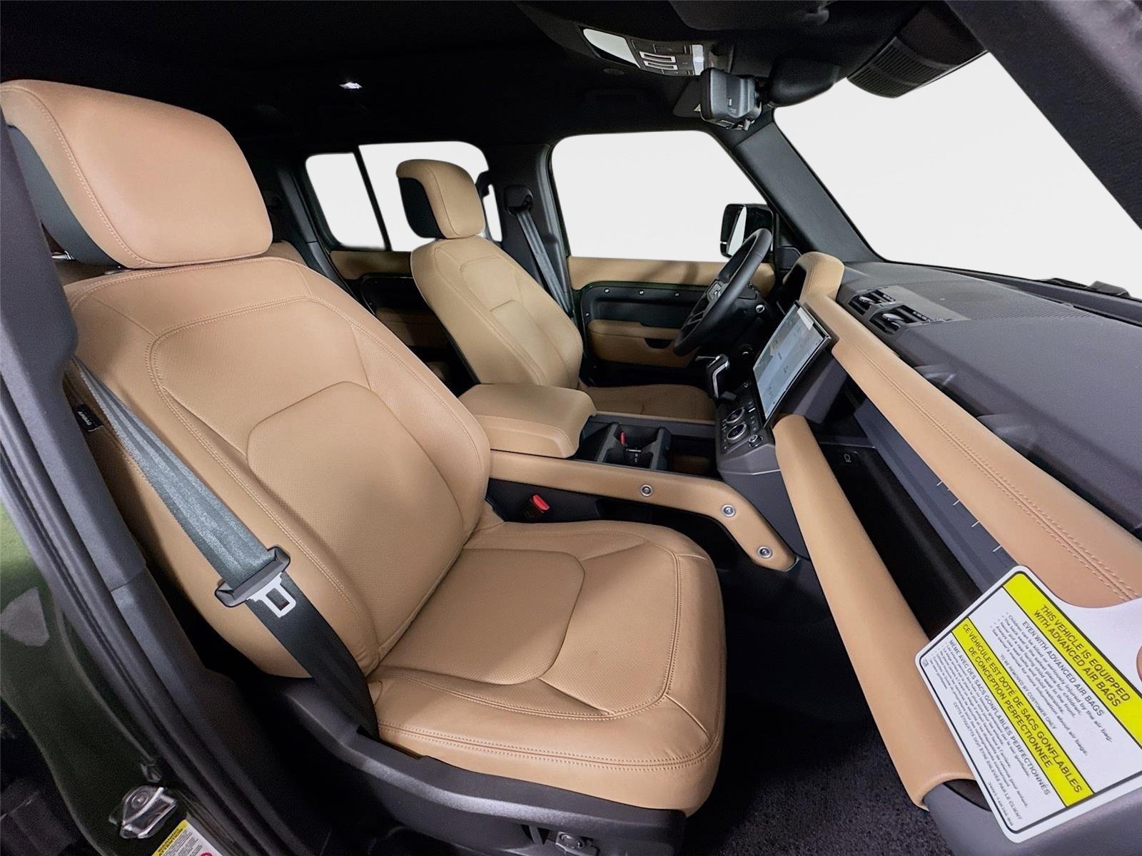 Used 2026 Land Rover Defender 110 S AWD/4WD image 30