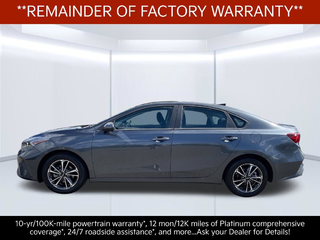 Certified 2023 Kia Forte LXS w/ LXS Technology Package FWD image 3