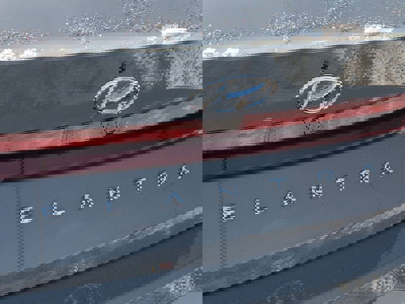 Used 2023 Hyundai Elantra SEL w/ Convenience Package image 13