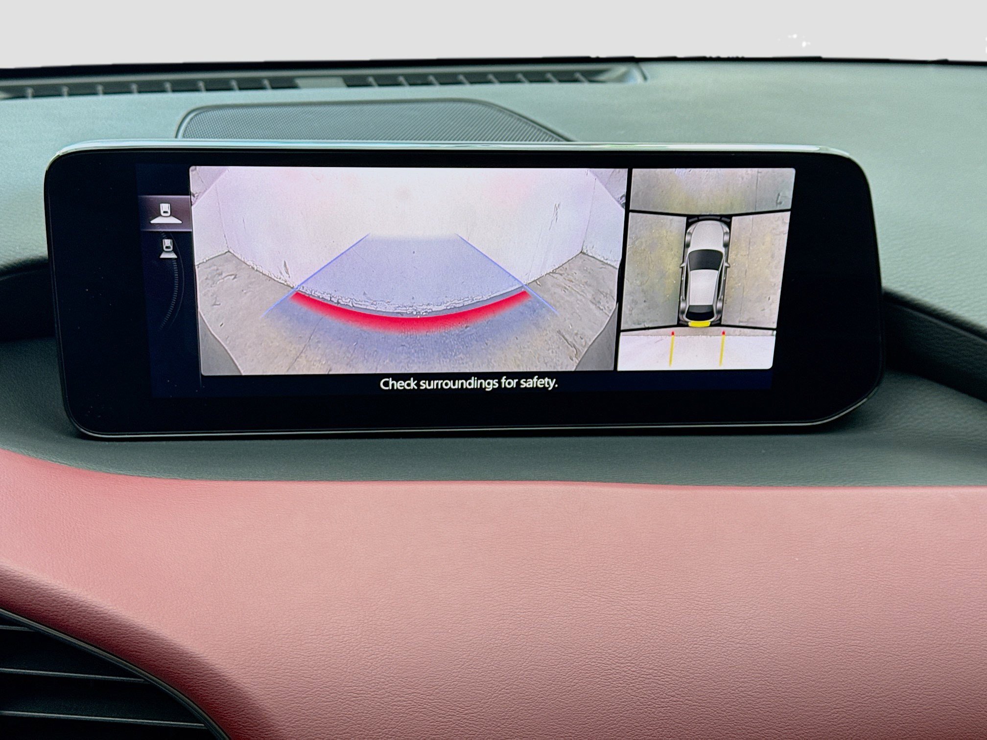 Used 2025 MAZDA MAZDA3 Hatchback w/Premium Plus Pkg image 10