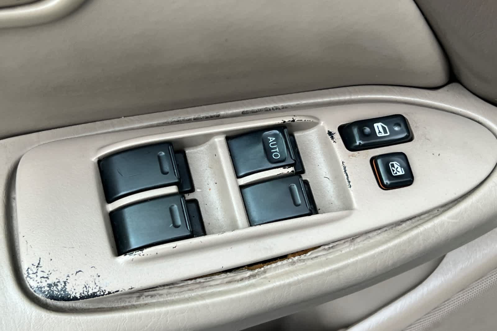 Used 1997 Toyota Camry LE FWD image 13