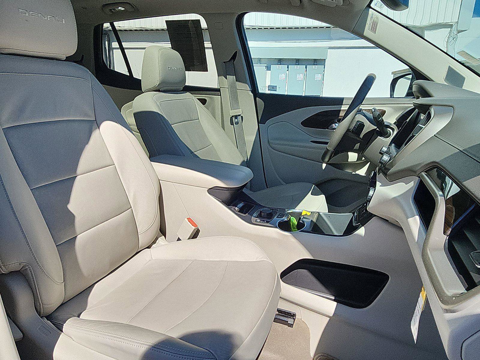 Used 2021 GMC Terrain Denali w/ Denali Premium Package image 24