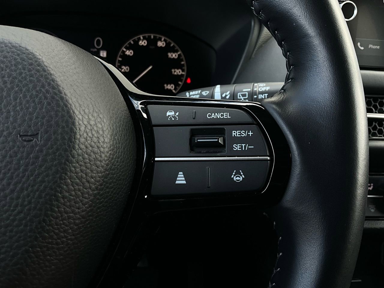 Used 2025 Honda HR-V EX-L image 34