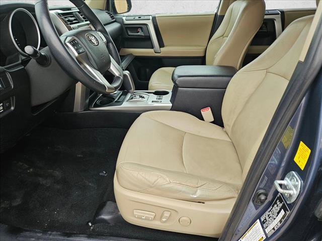 Used 2010 Toyota 4Runner Limited AWD/4WD image 12