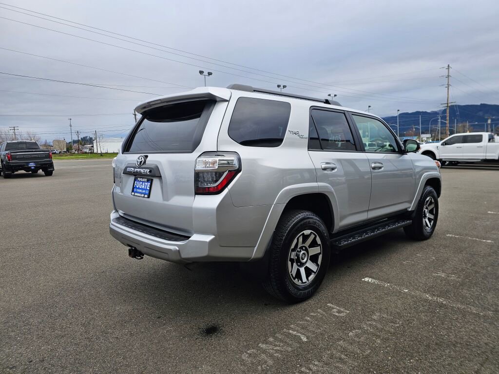 Used 2021 Toyota 4Runner TRD Off-Road image 6