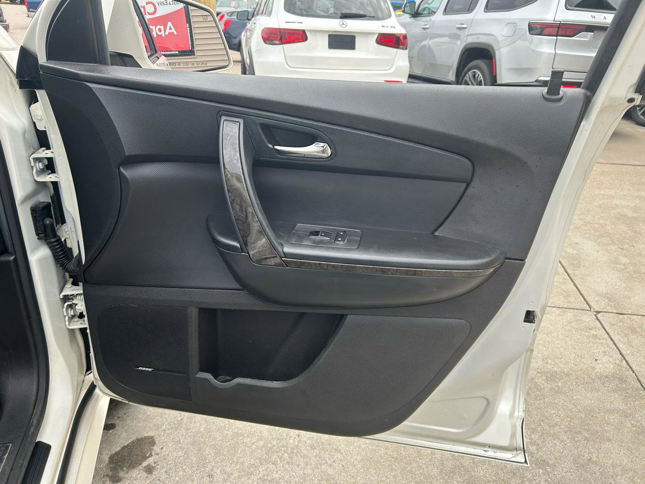 Used 2011 GMC Acadia Denali image 17