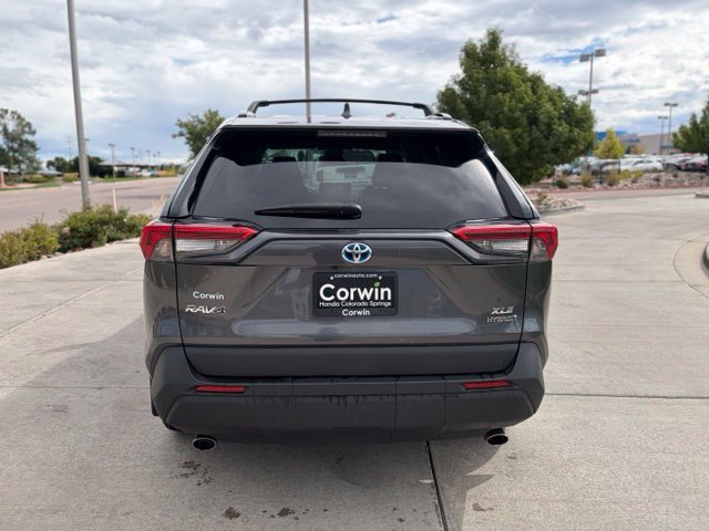 Used 2021 Toyota RAV4 XLE w/ Convenience Package AWD/4WD image 11