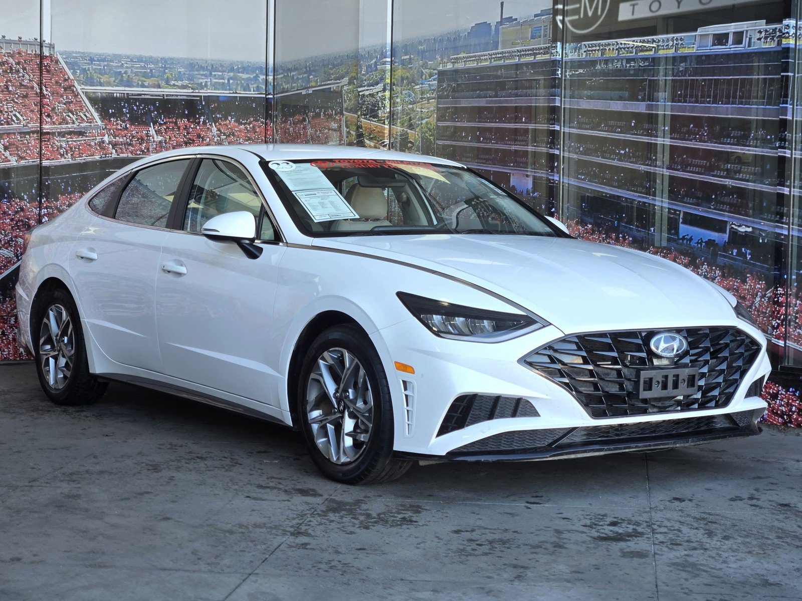 Used 2023 Hyundai Sonata SEL image 1