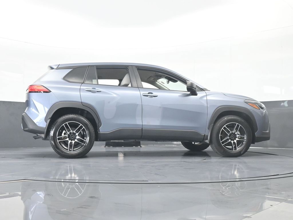 Used 2023 Toyota Corolla Cross L image 59