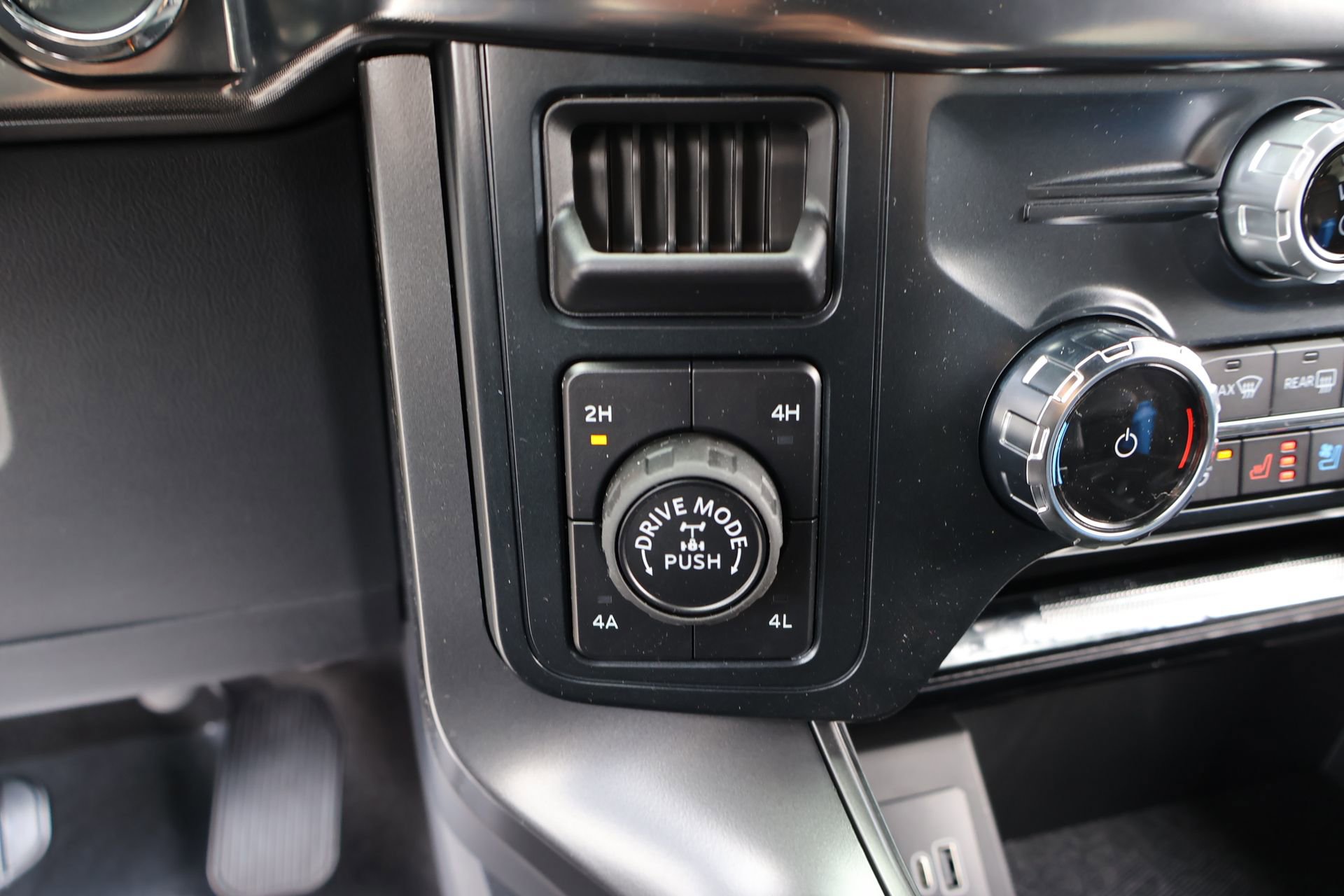 New 2026 Ford F150 Tremor w/ Equipment Group 402B AWD/4WD image 10