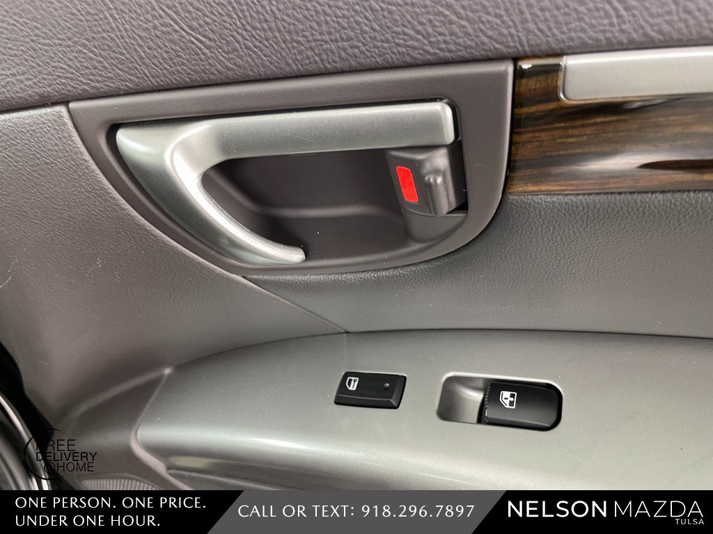 Used 2012 Hyundai Santa Fe Limited w/ Navigation Pkg 4 image 49