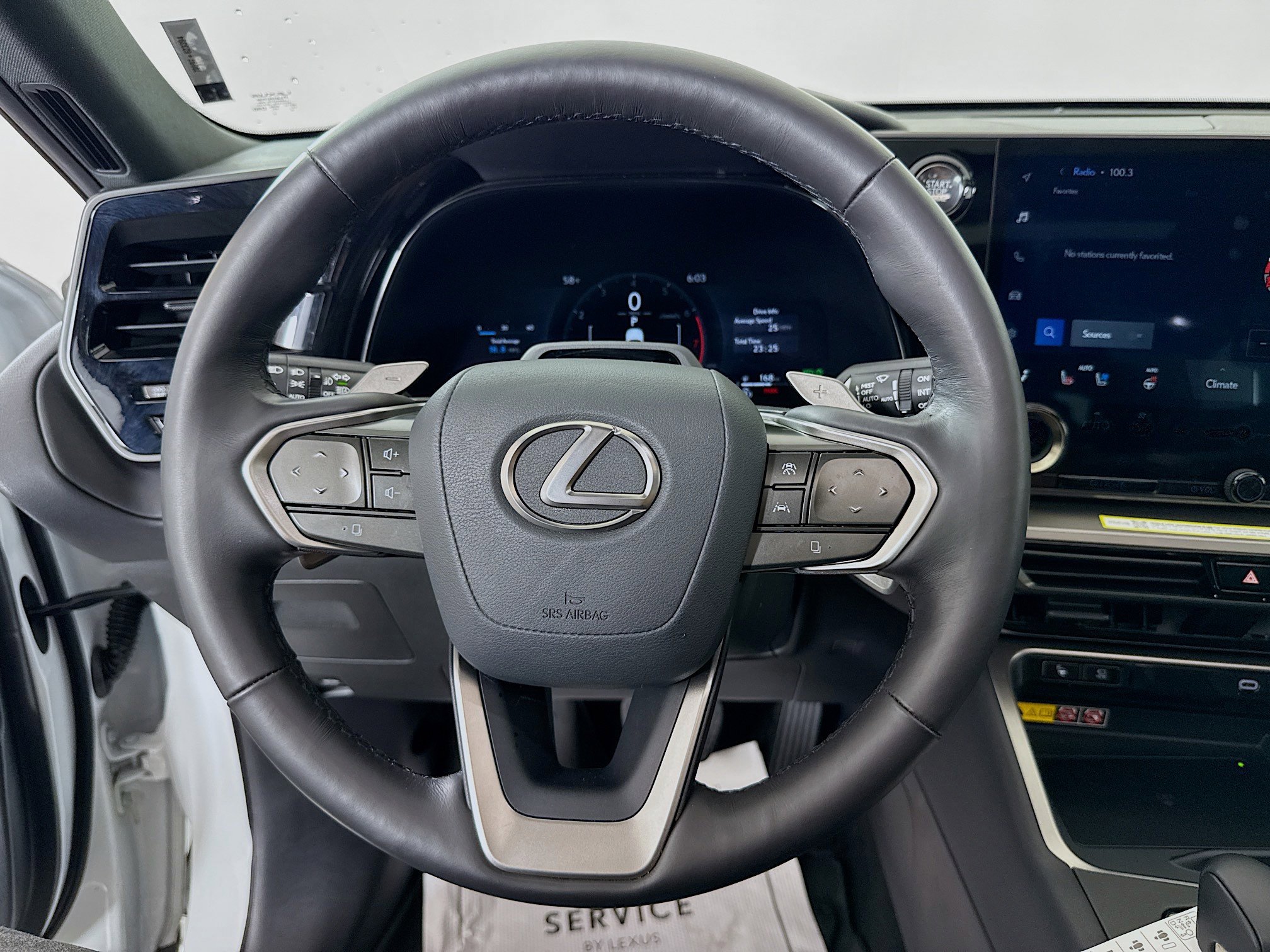 Used 2025 Lexus TX 350 AWD w/ Technology Package image 12