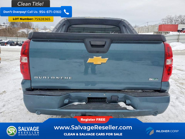 Used 2012 Chevrolet Avalanche LT image 8