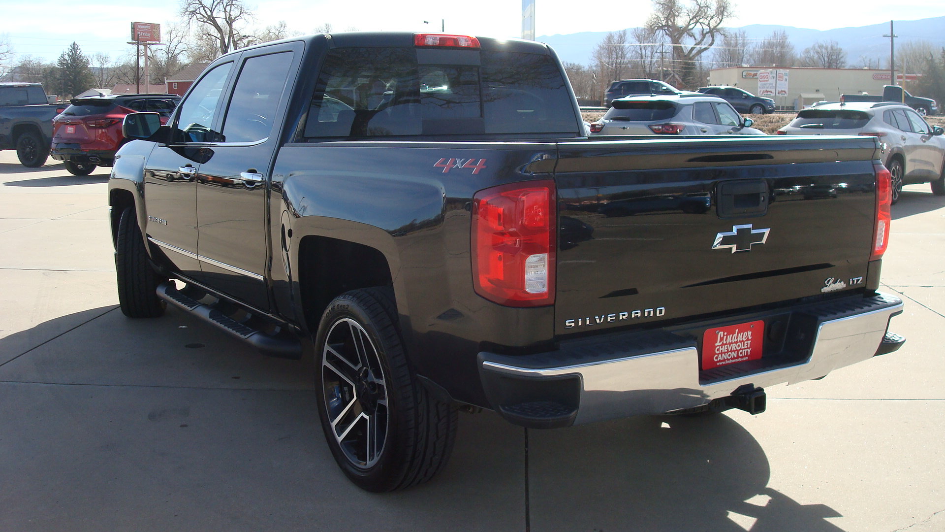 Used 2018 Chevrolet Silverado 1500 LTZ w/ LPO, Black Pack AWD/4WD image 6