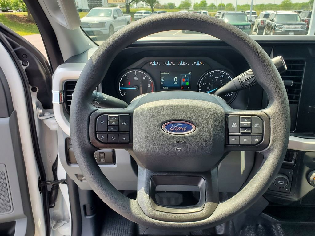 New 2025 Ford F450 XL w/ XL Chrome Package image 21