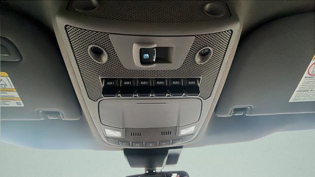 Used 2021 Ford F350 Lariat w/ Chrome Package image 19