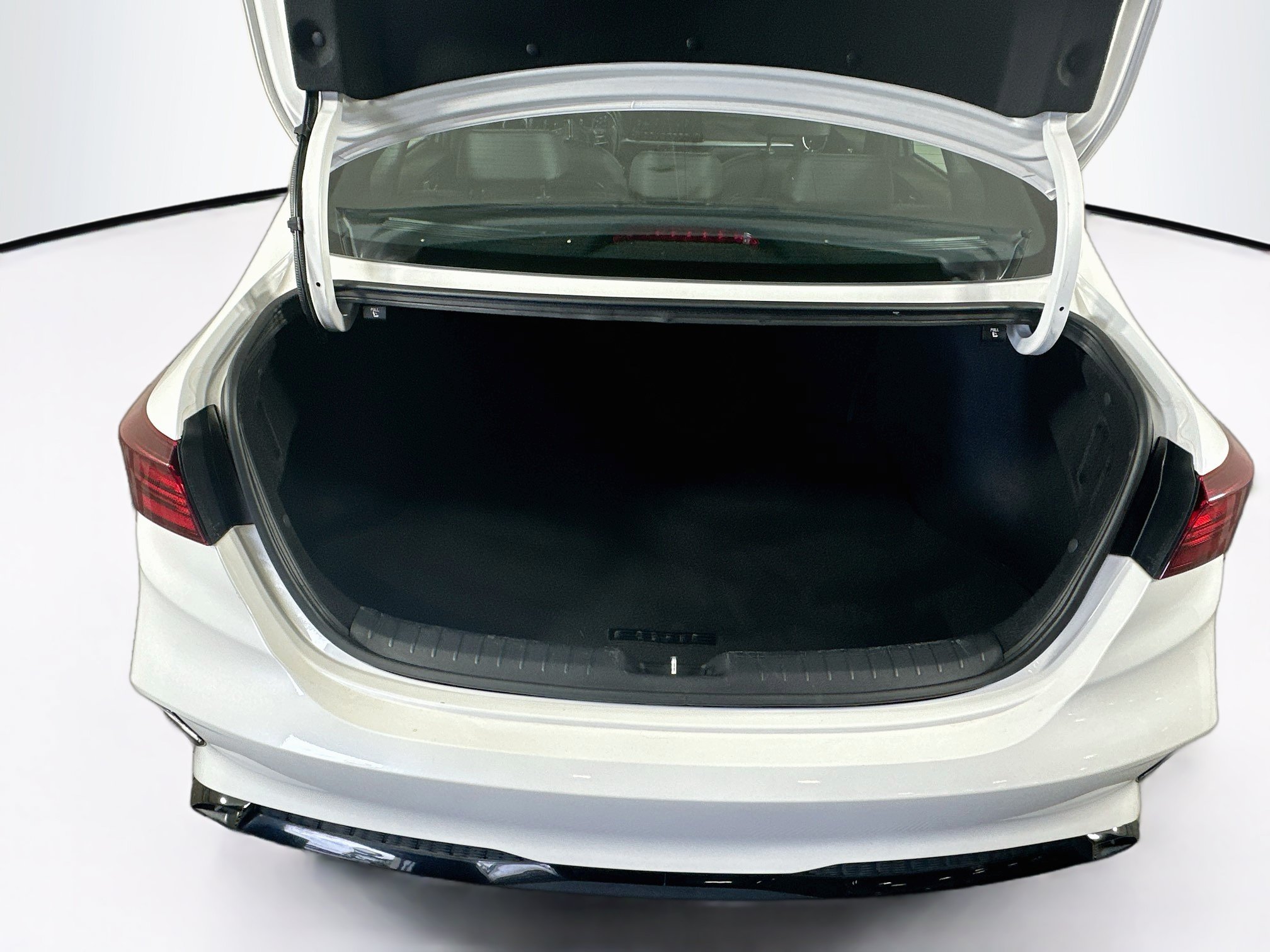 Used 2022 Kia Forte GT-Line w/ GT-Line Technology Package FWD image 28