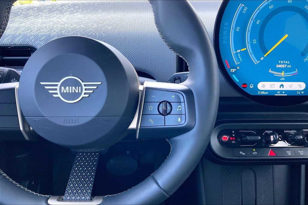 Certified 2025 MINI Cooper S FWD image 19