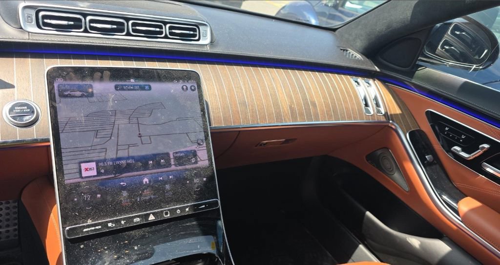 Used 2024 Mercedes-Benz S 63 AMG S image 3