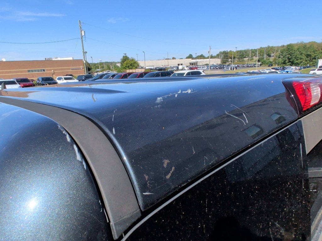 Used 2018 GMC Sierra 1500 SLT w/ SLT Premium Package AWD/4WD image 17
