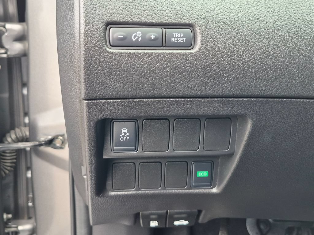 Used 2017 Nissan Rogue Sport SV FWD image 15