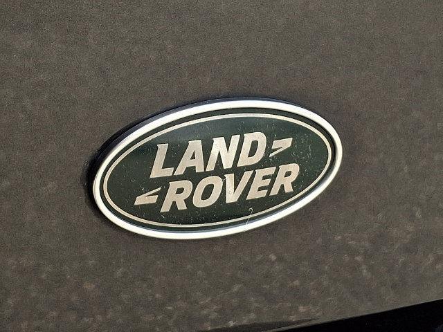 Used 2022 Land Rover Defender 110 S AWD/4WD image 29