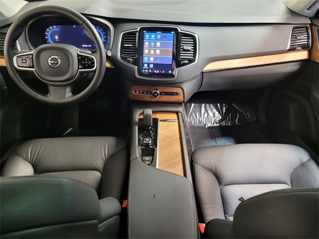 Certified 2025 Volvo XC90 B6 Plus image 18